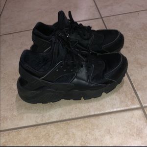 SOLD DO NOT BUY Huarache Nike Women